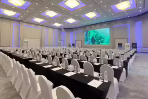 crowne-plaza-manama-9969849915-3x2